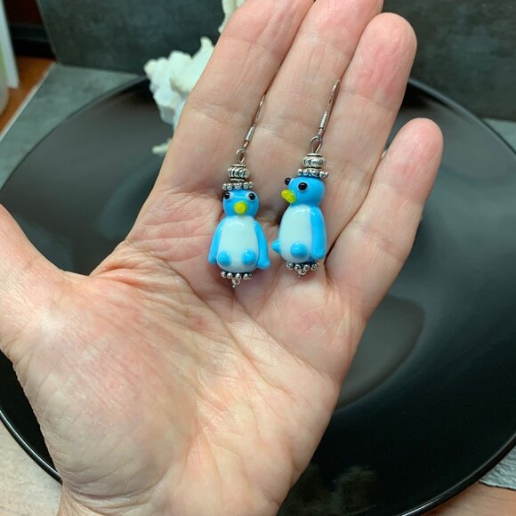 Sky Blue Penguin Animal Lampwork Bead Handmade Pierced Earrings LR150 - Picture 4 of 5